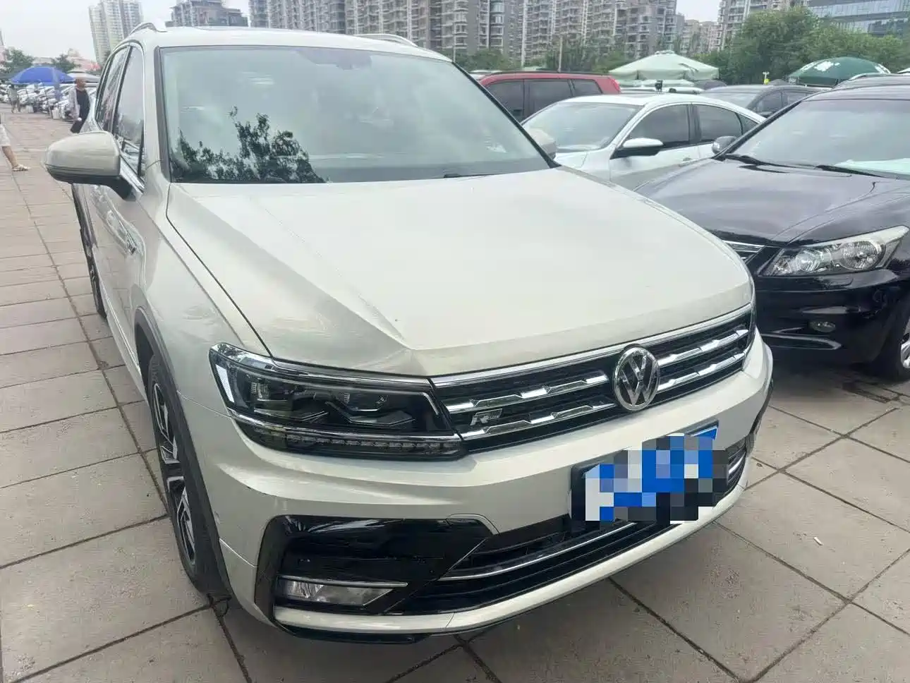 Volkswagen Tiguan L 2019 380TSI Automatic 4WD R-Line Flagship 7-Seater China VI фото 3