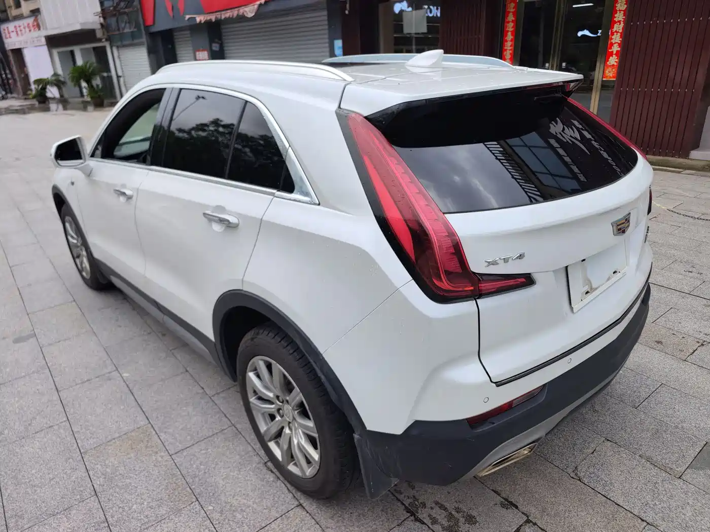 Cadillac XT4 2020 28T FWD Leading Trim фото 21