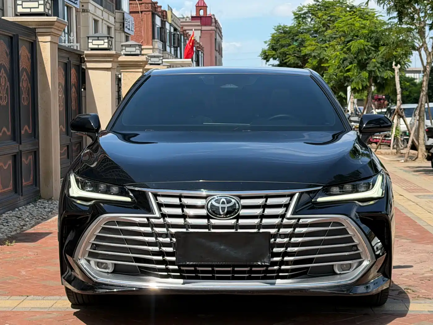 Toyota Avalon 2024 Hybrid 2.0L Luxury Edition фото 2