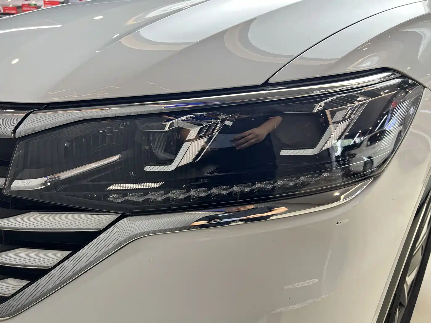 Volkswagen Viloran 2020 330TSI Luxury Edition фото 15