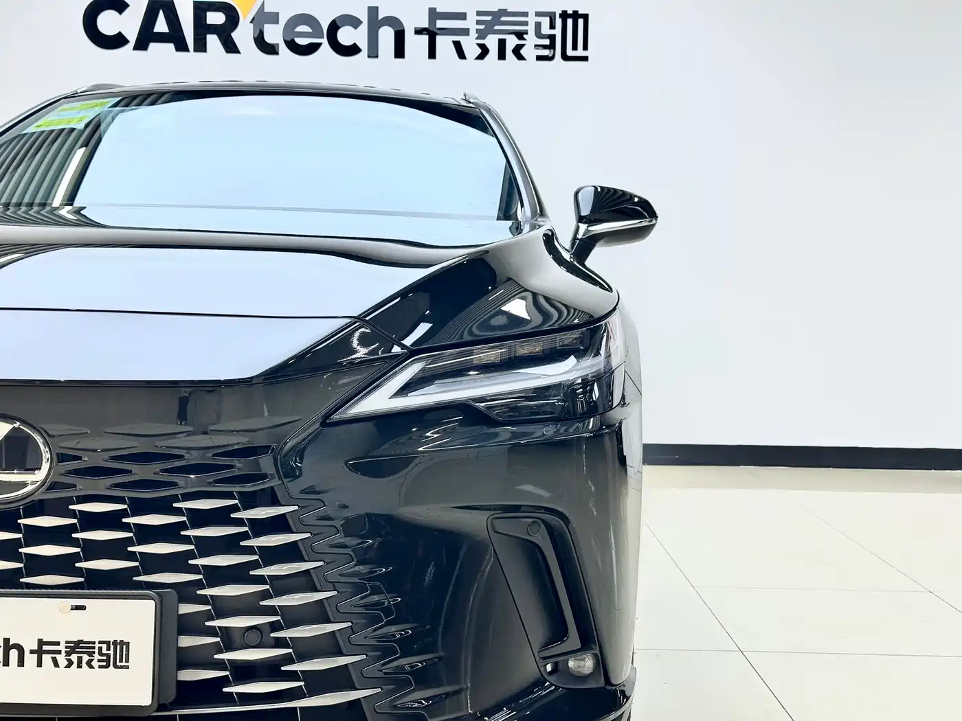 Lexus RX 2025 350h 4WD Premium Edition фото 7