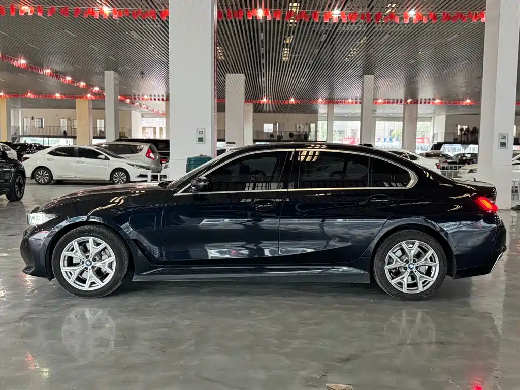 BMW i3 2022 eDrive 35 L фото 8