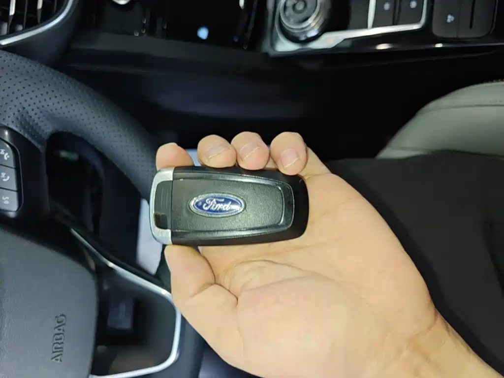 Ford Escape 2023 2020 EcoBoost 245 2WD Leisure Edition