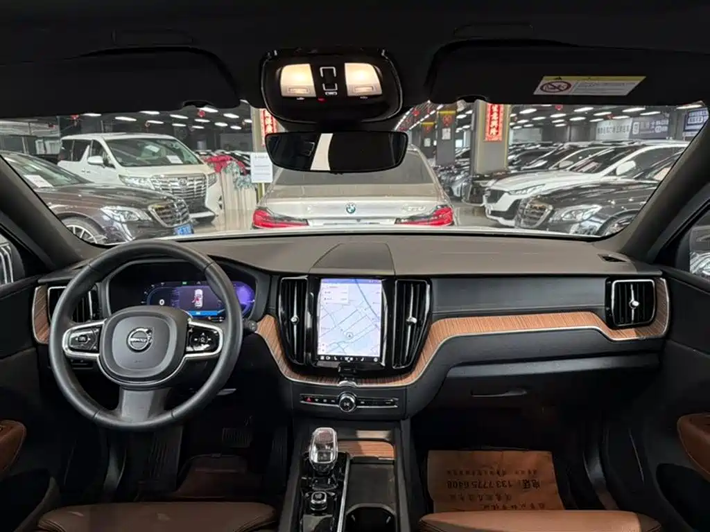Volvo XC60 Plug-in Hybrid 2023 T8 Plug-in Hybrid Long Range AWD Smart Elegance Luxury фото 7