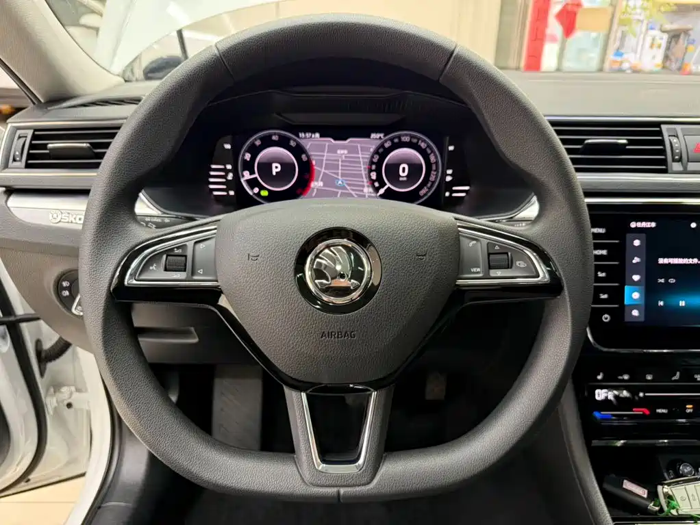 Škoda Superb 2024 2023 Facelift TSI280 DSG Premium Edition