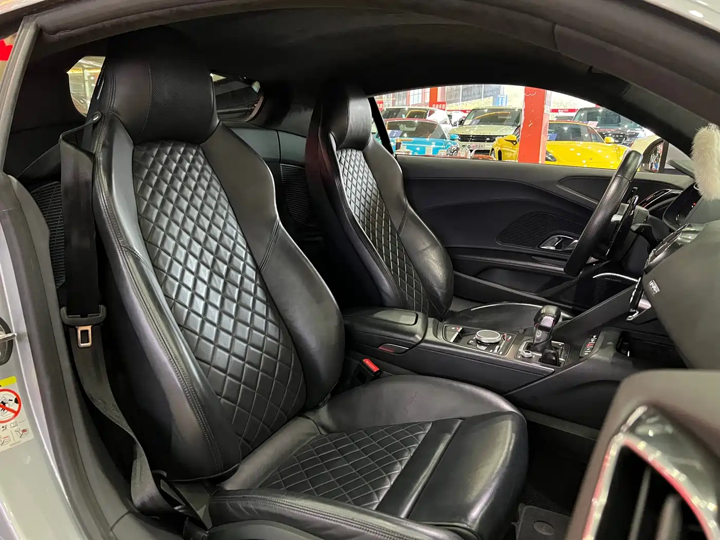 Audi R8 2017 V10 Coupe фото 18