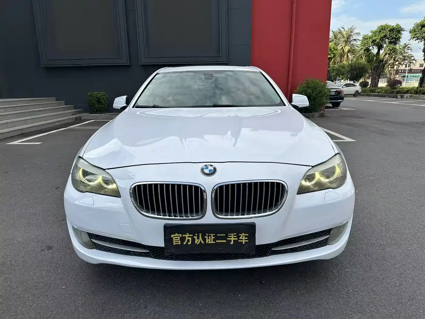 Фото 2 - BMW 5 Series