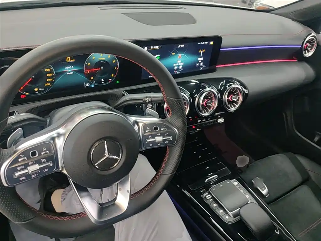 MERCEDES-BENZ CLA (IMPORT)