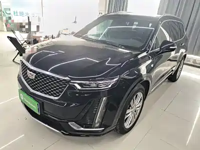 Cadillac XT6
