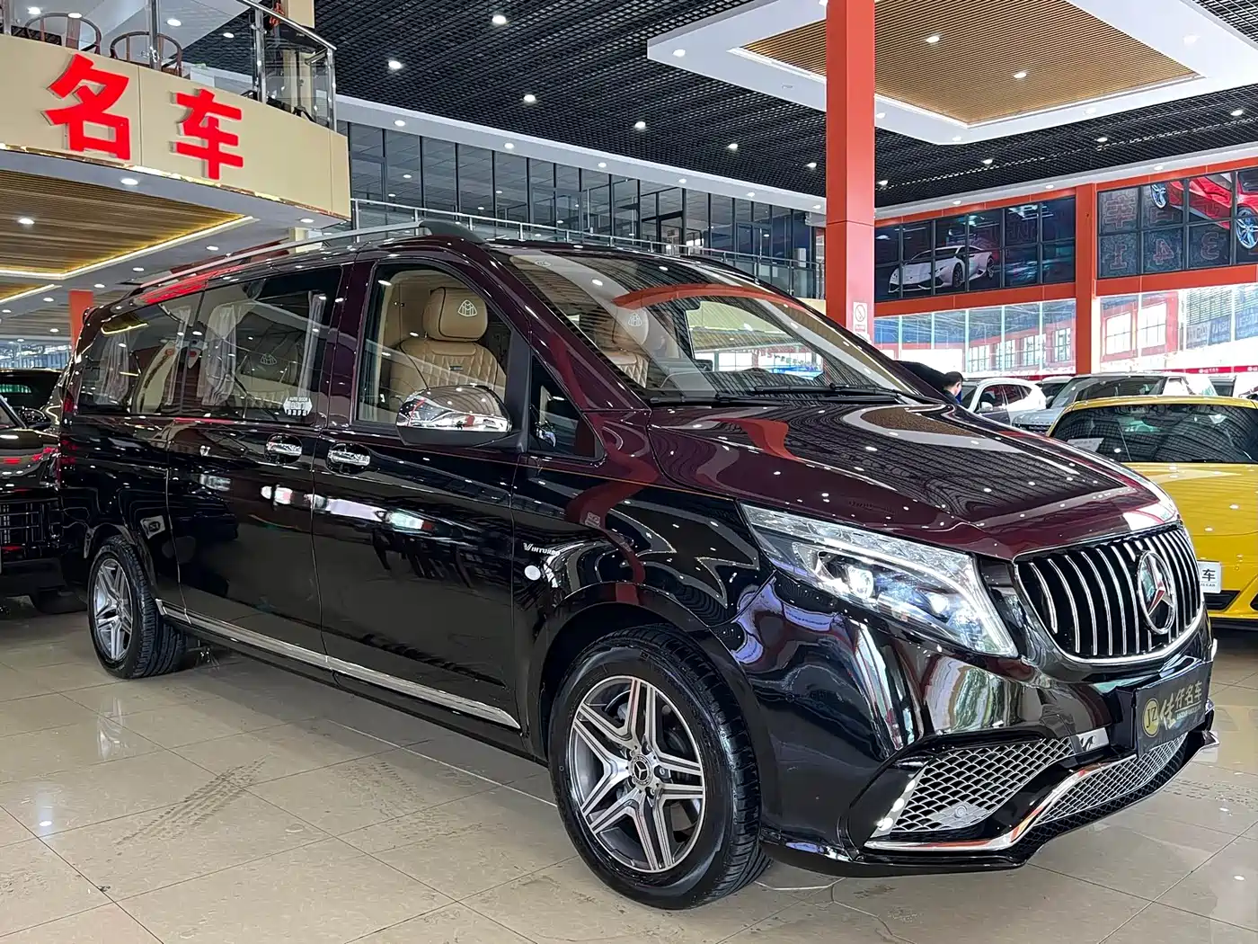 Mercedes-Benz Vito 2021 2.0T Elite 7-Seater фото 3