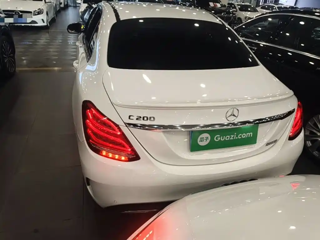Mercedes-Benz C-Class 2017 Facelift C 200 Sport Edition фото 6