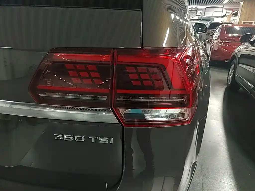 Volkswagen Teramont 2017 380TSI 4WD Luxury Edition фото 8
