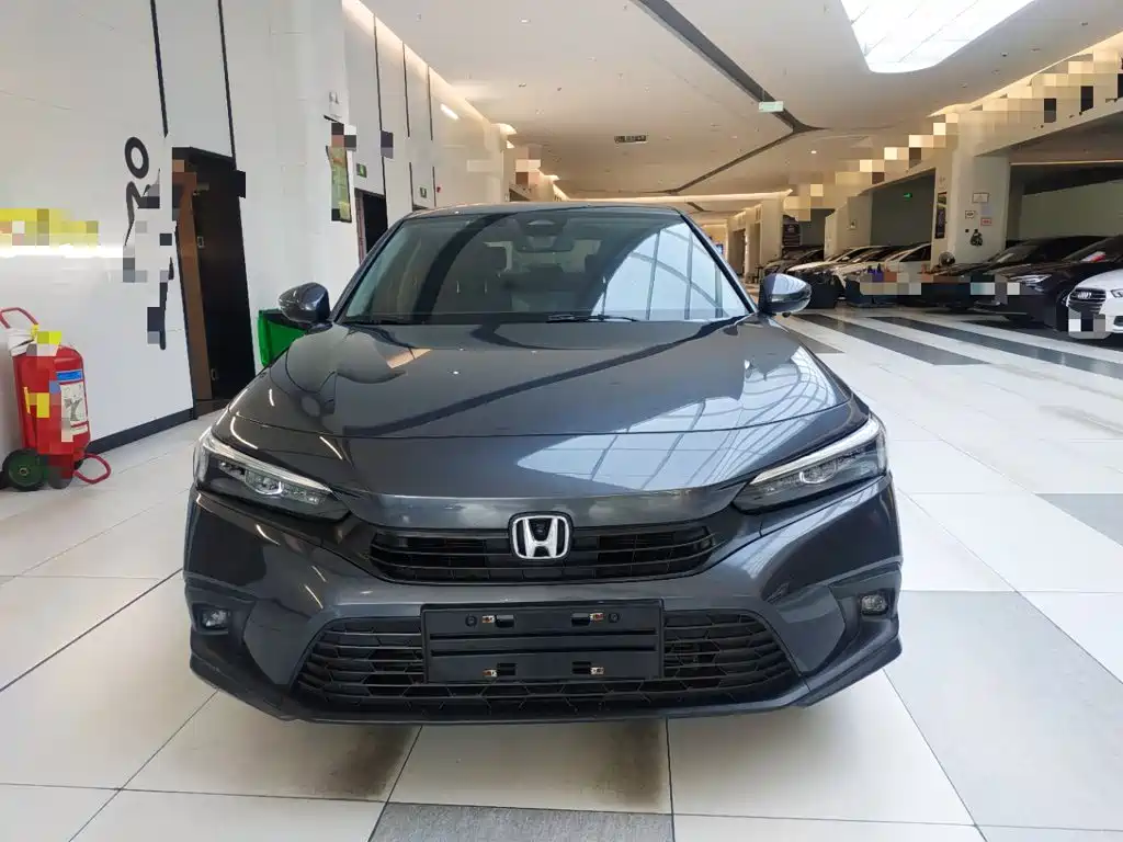 Фото 3 - Honda Civic