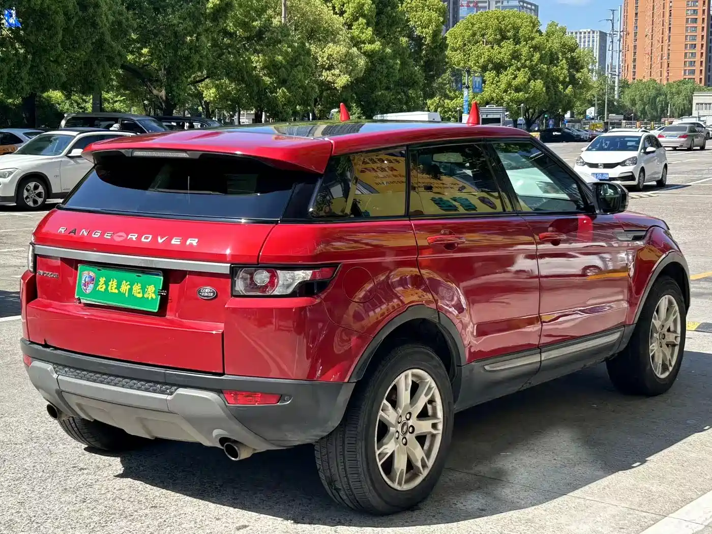 Land Rover Range Rover Evoque (Import) 2013 2.0T 5-door Premium Edition фото 4