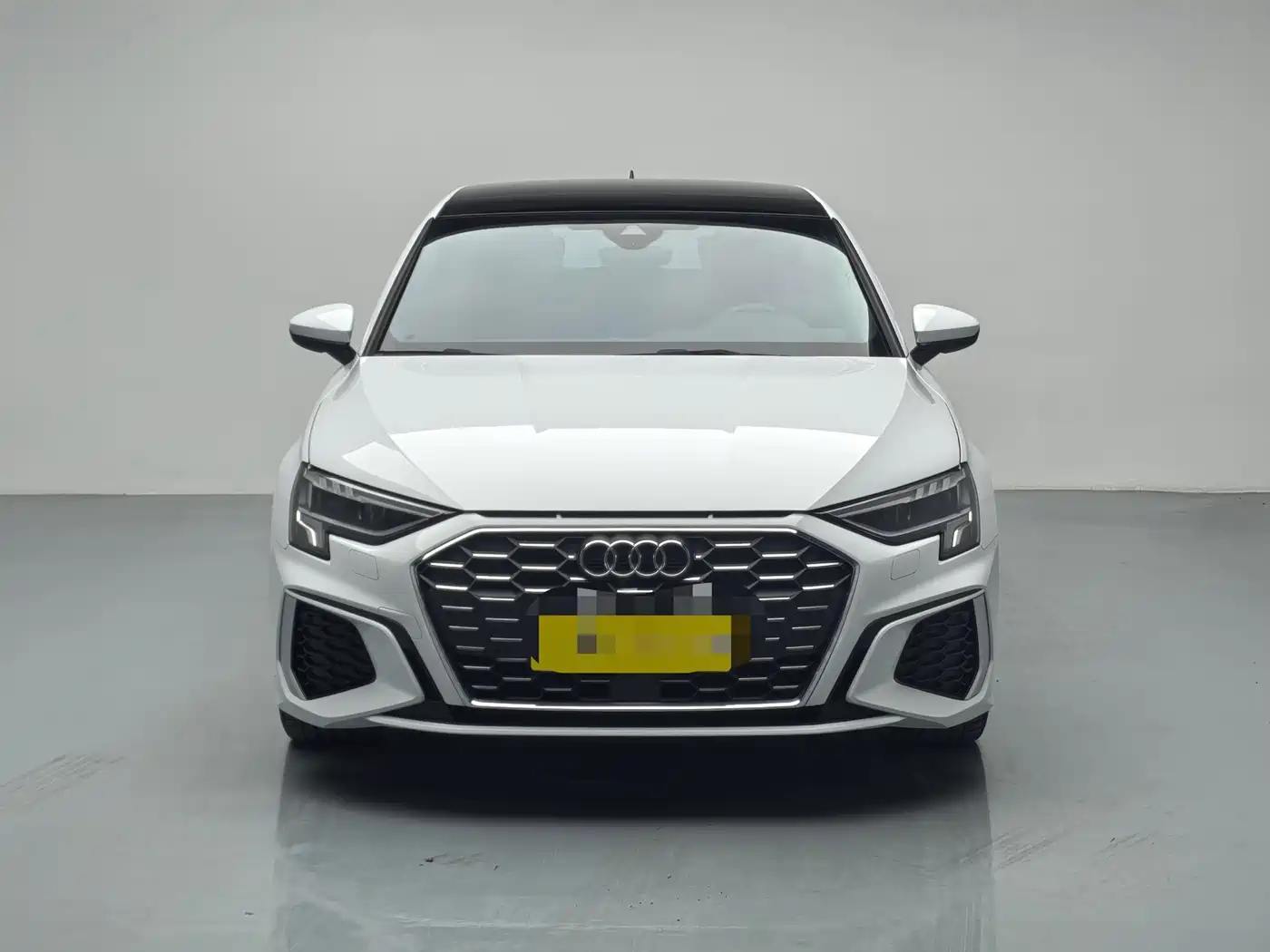 Audi A3 2021 Sportback 35 TFSI Luxury Sport фото 2