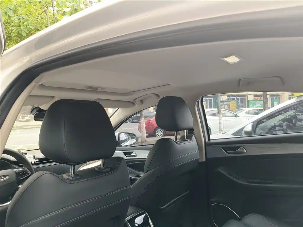 Chery Arrizo 5 PLUS 2021 2021 Little AI 1.5L CVT Enjoy PLUS