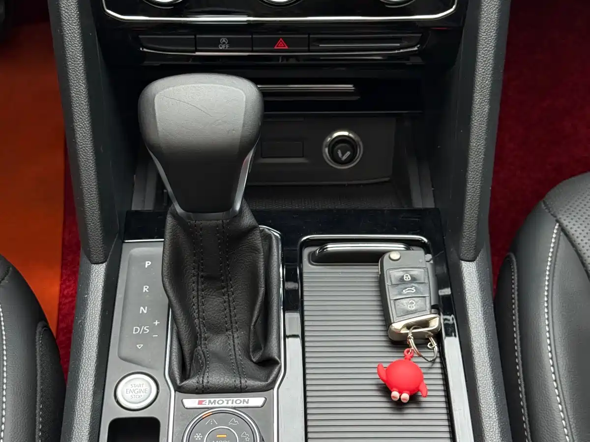 Volkswagen Teramont 2020 380TSI 4WD Luxury Edition China VI фото 28