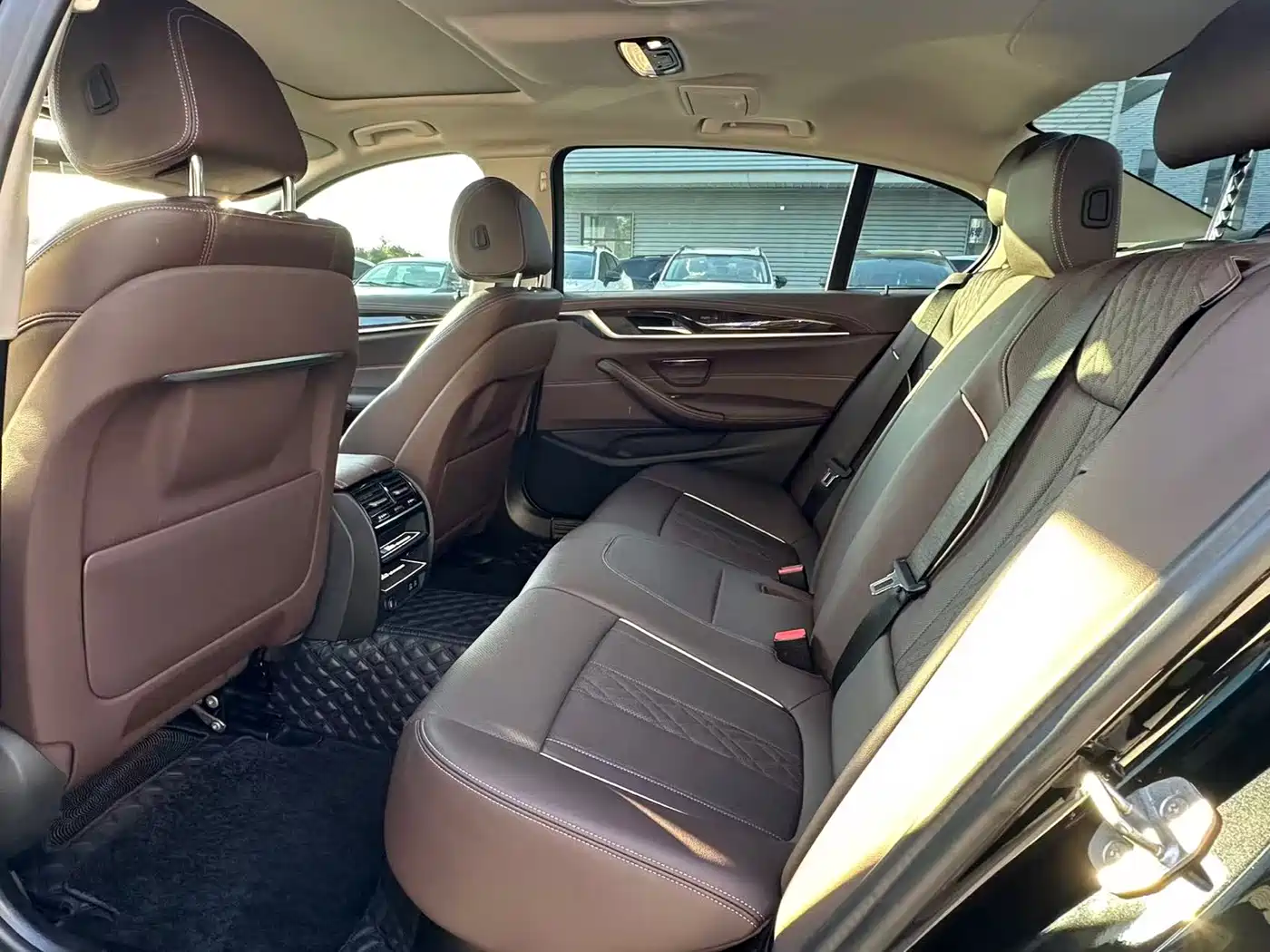 BMW 5 Series 2022 525Li Luxury Package фото 8