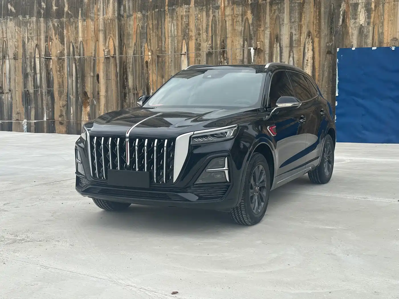 Hongqi HS5 2023 2.0T Flag Enjoy Pro Edition