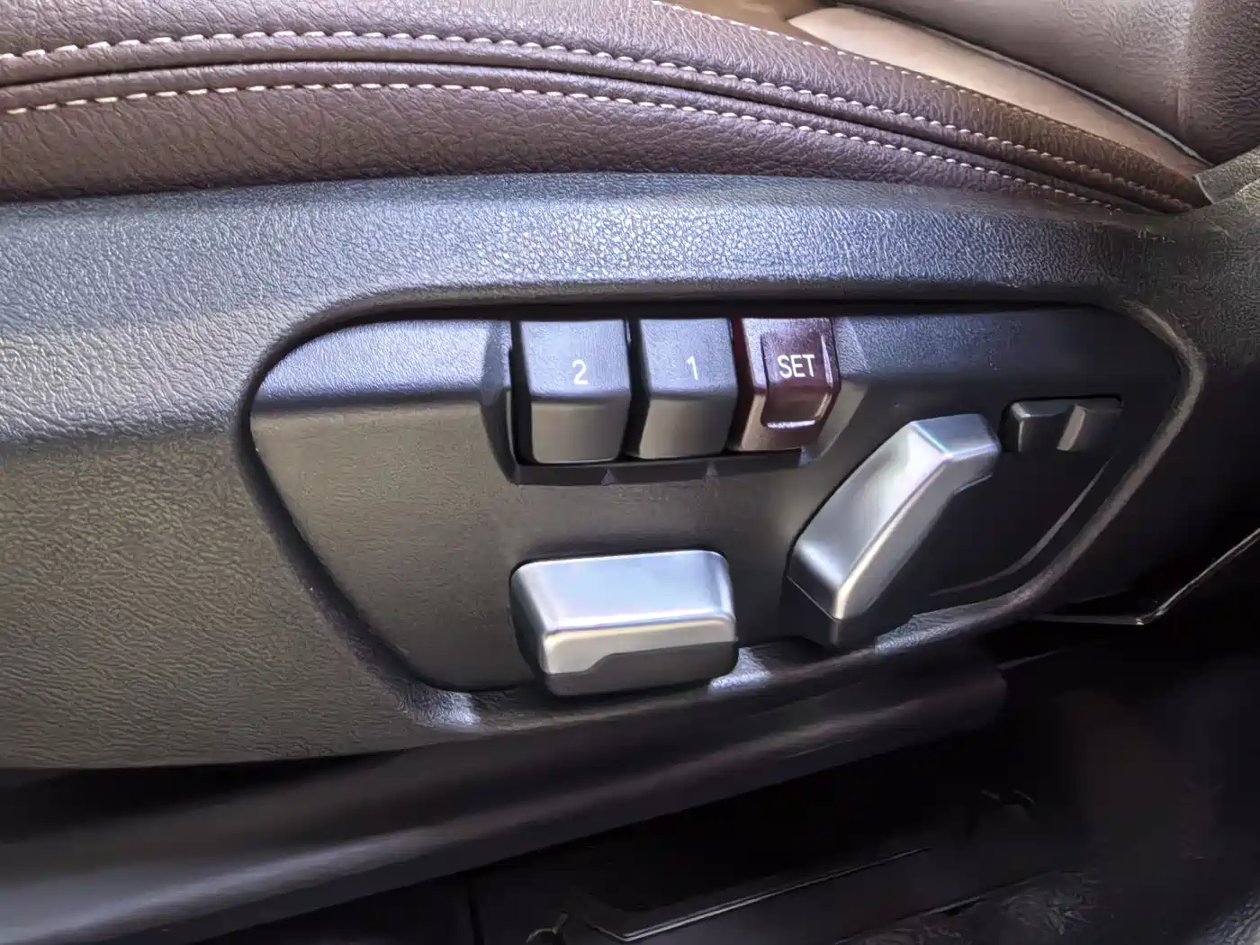 BMW X1 2022 sDrive25Li Leading фото 19