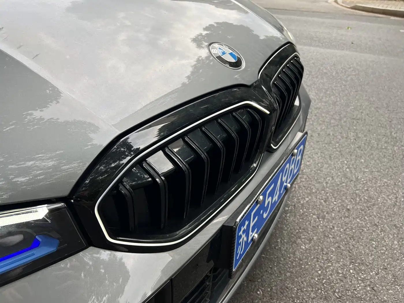 BMW 3 Series 2025 330Li Premium M Sport Night Edition фото 18