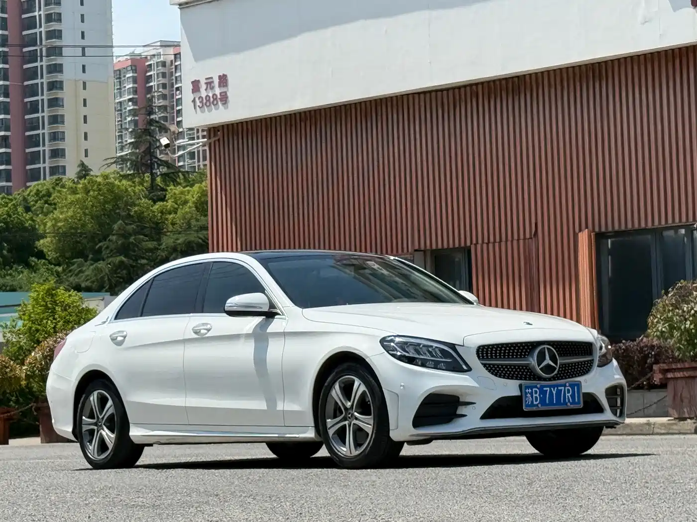 Mercedes-Benz C-Class 2020 Facelift C 260 L Sport фото 6