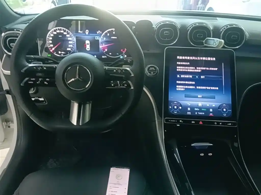 Фото 13 - Mercedes-Benz C-Class