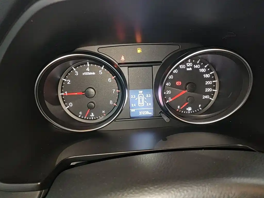 Haval M6 2021 PLUS 1.5T Manual Elite Smart Connect фото 12