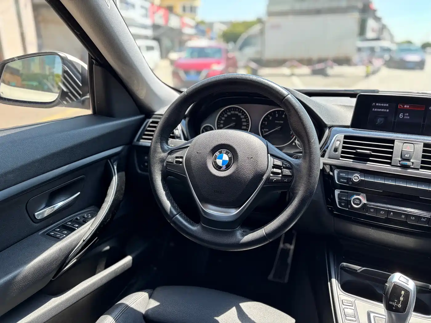 BMW 3 Series GT 2016 320i Fashion Style фото 14