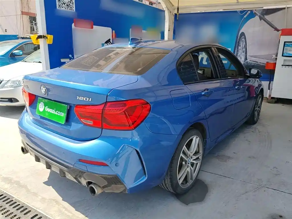 BMW 1 Series 2019 120i Leading M Sport Package фото 7
