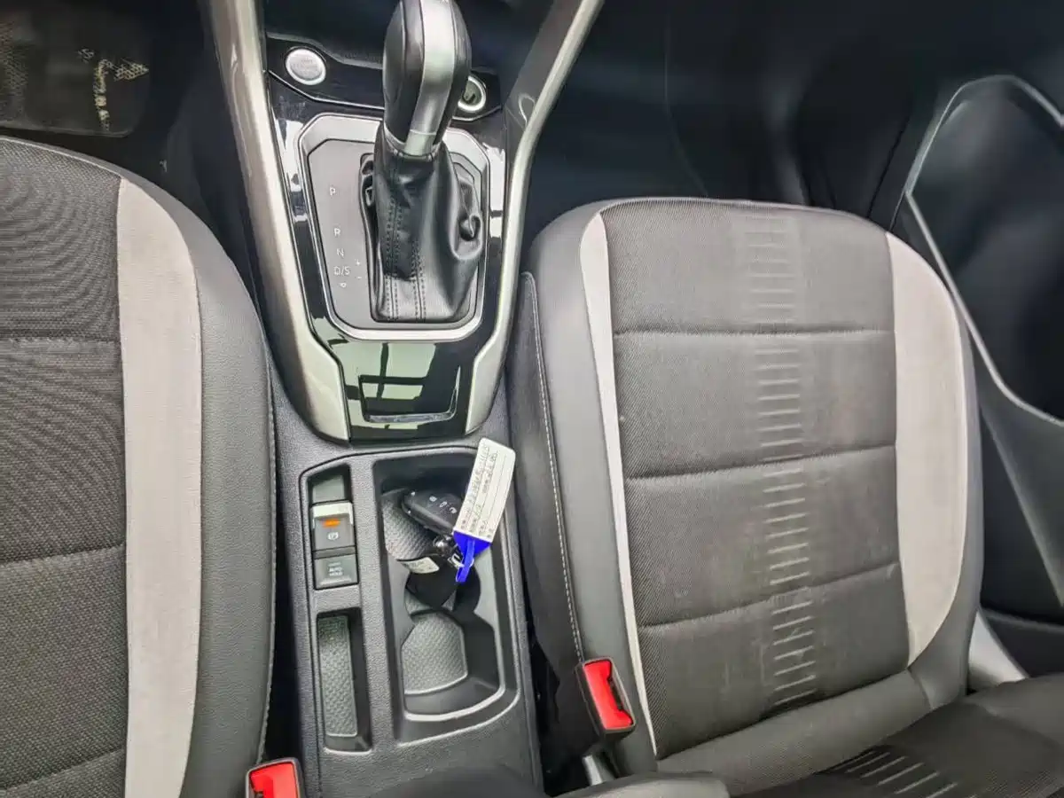 Volkswagen T-ROC 2022 280TSI DSG 2WD Elite PLUS фото 16