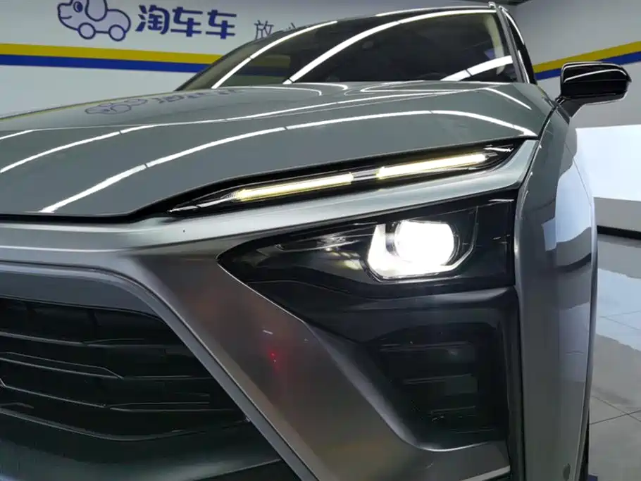 NIO NIO ES8
