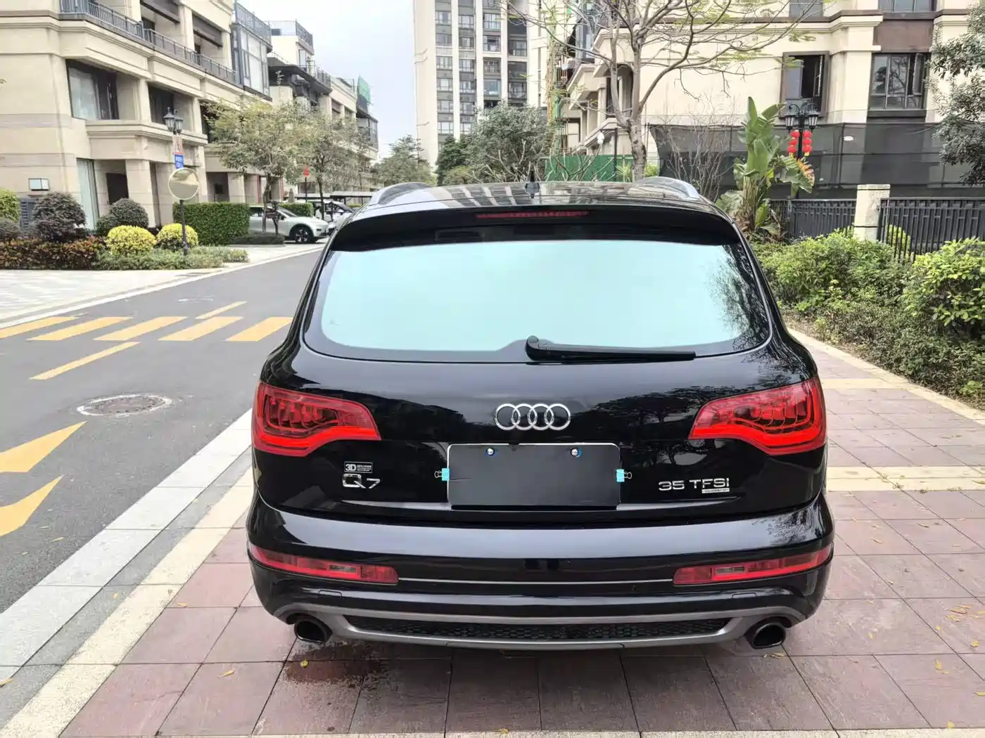 Фото 4 - Audi Q7