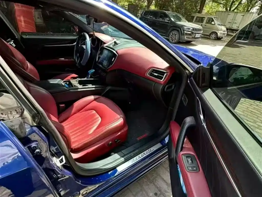 Maserati Ghibli 2020 3.0T Luxury фото 2