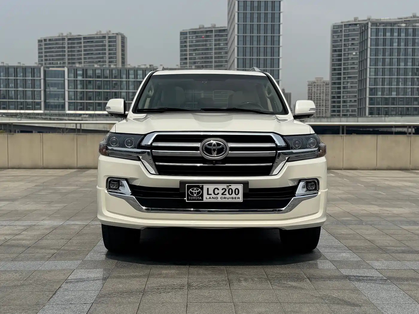Toyota Land Cruiser (Import) фото 2