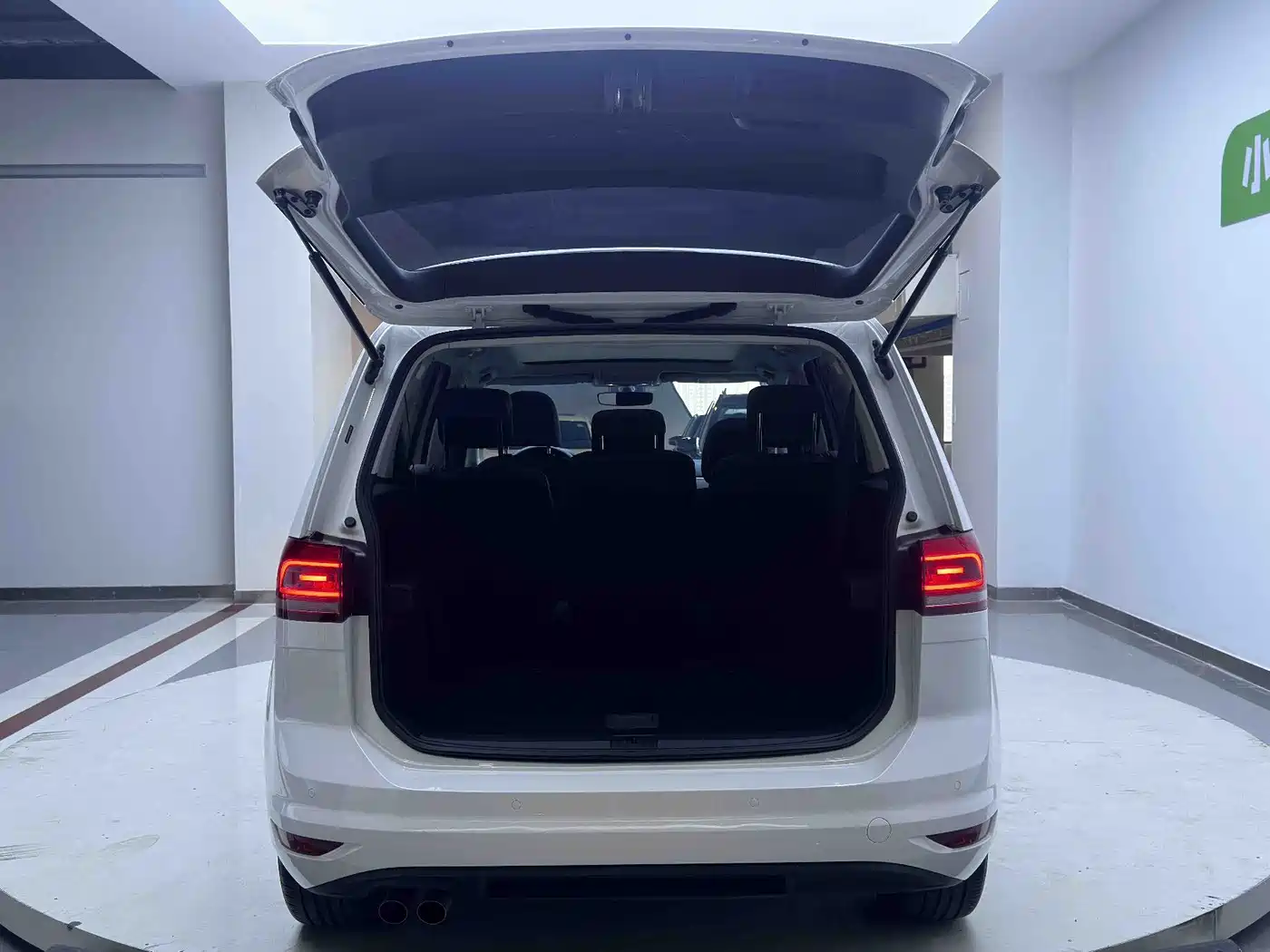 Volkswagen Touran 2023 2022 Touran L 280TSI DSG Comfort 7-seater