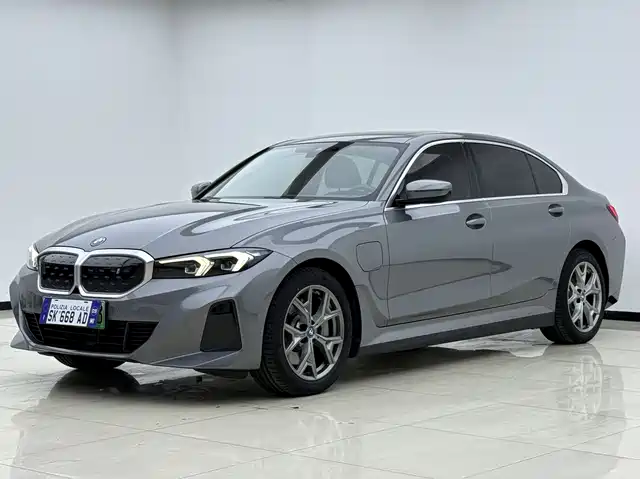 BMW i3 2022 eDrive 35 L