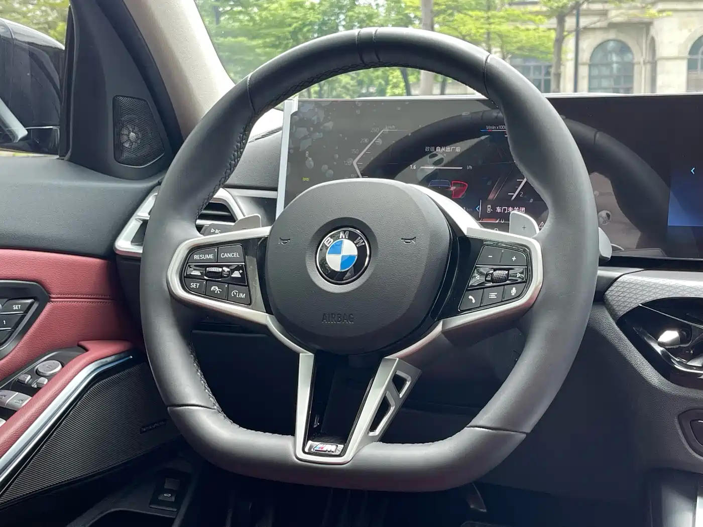 BMW 3 Series 2025 330Li M Sport Night Edition фото 19