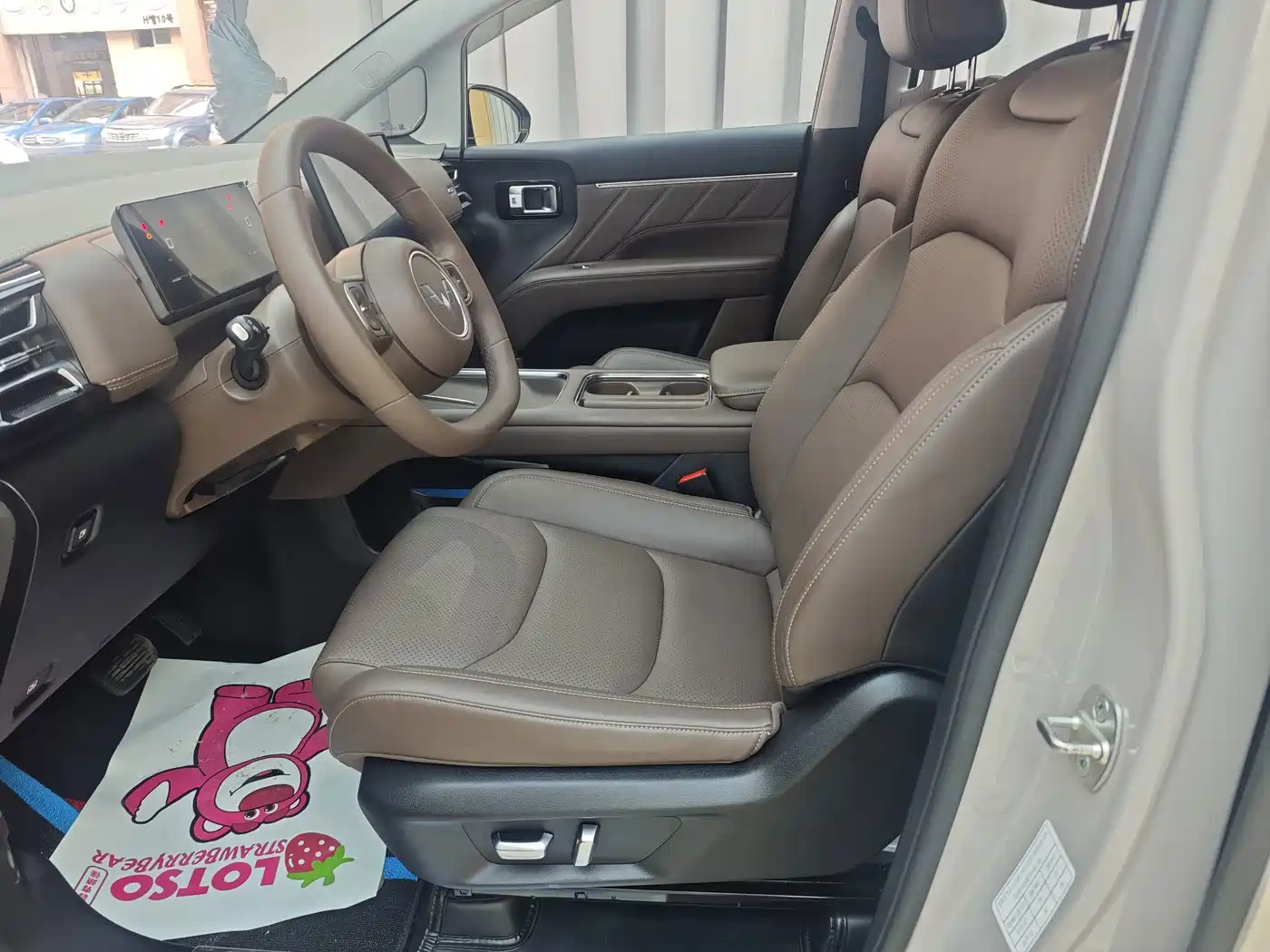 Wuling Motors Xingguang 730 New Energy 2026 2025 Model Plug-in Hybrid Base Version