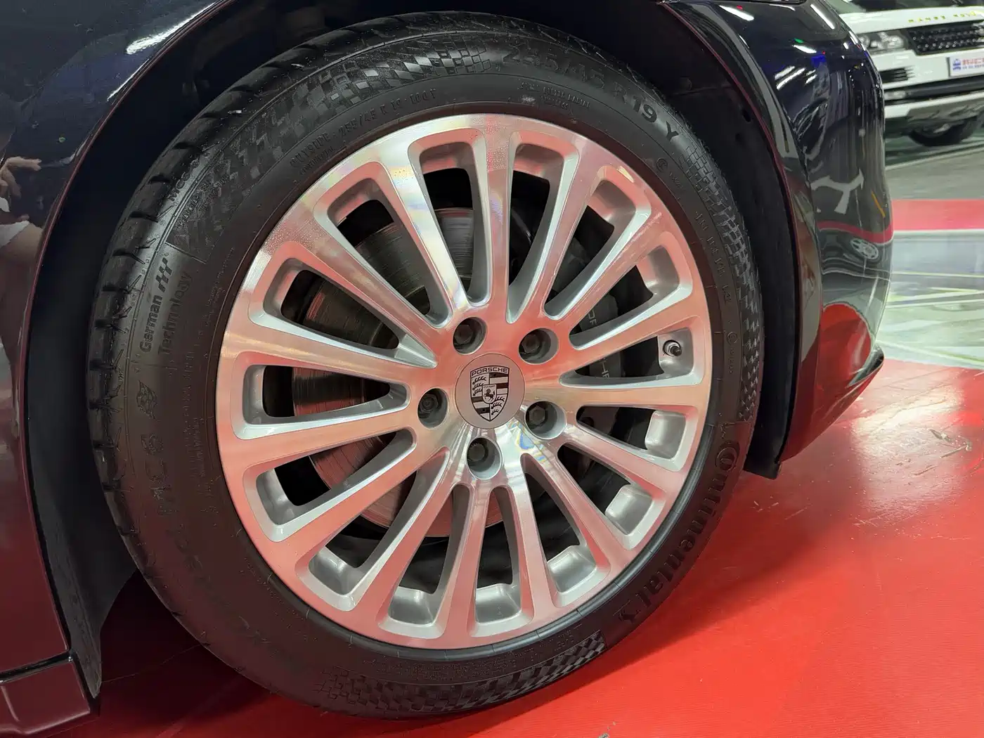 Porsche Panamera 2014 Panamera 4 3.0T фото 10