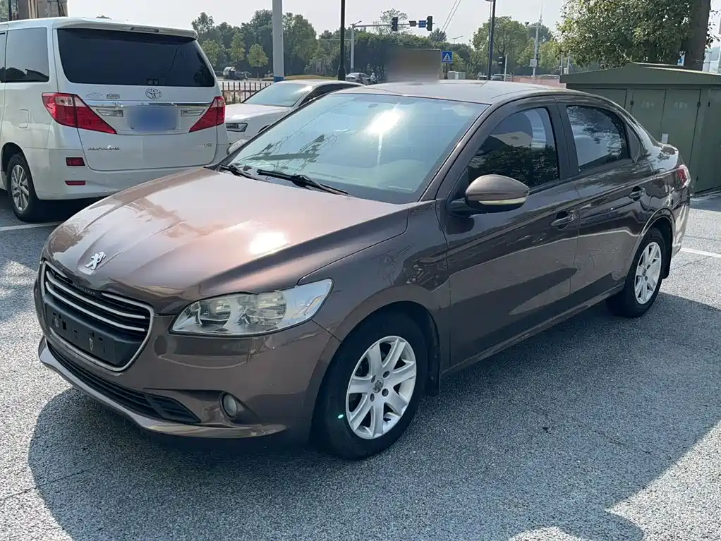 Photo 4 - Peugeot 301
