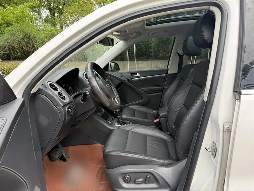 Volkswagen Tiguan 2015 1.8TSI Automatic 2WD Highline фото 17