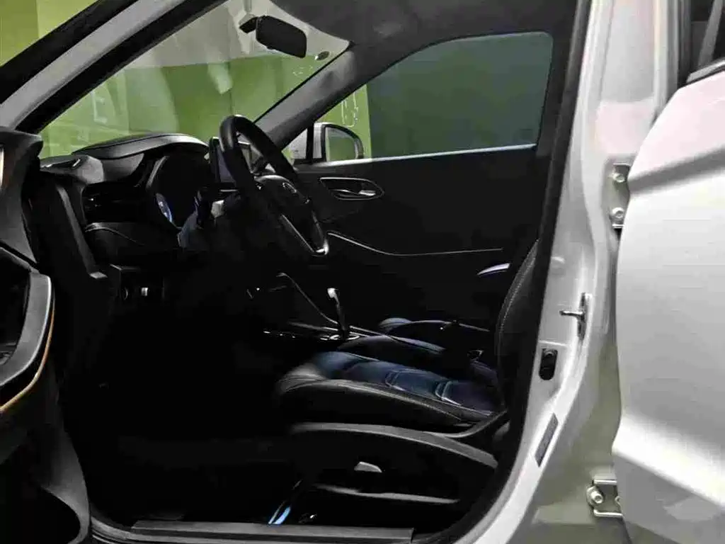 JAC Motors JAC iEVS4 2020 2019 Luxury Intelligent Joy