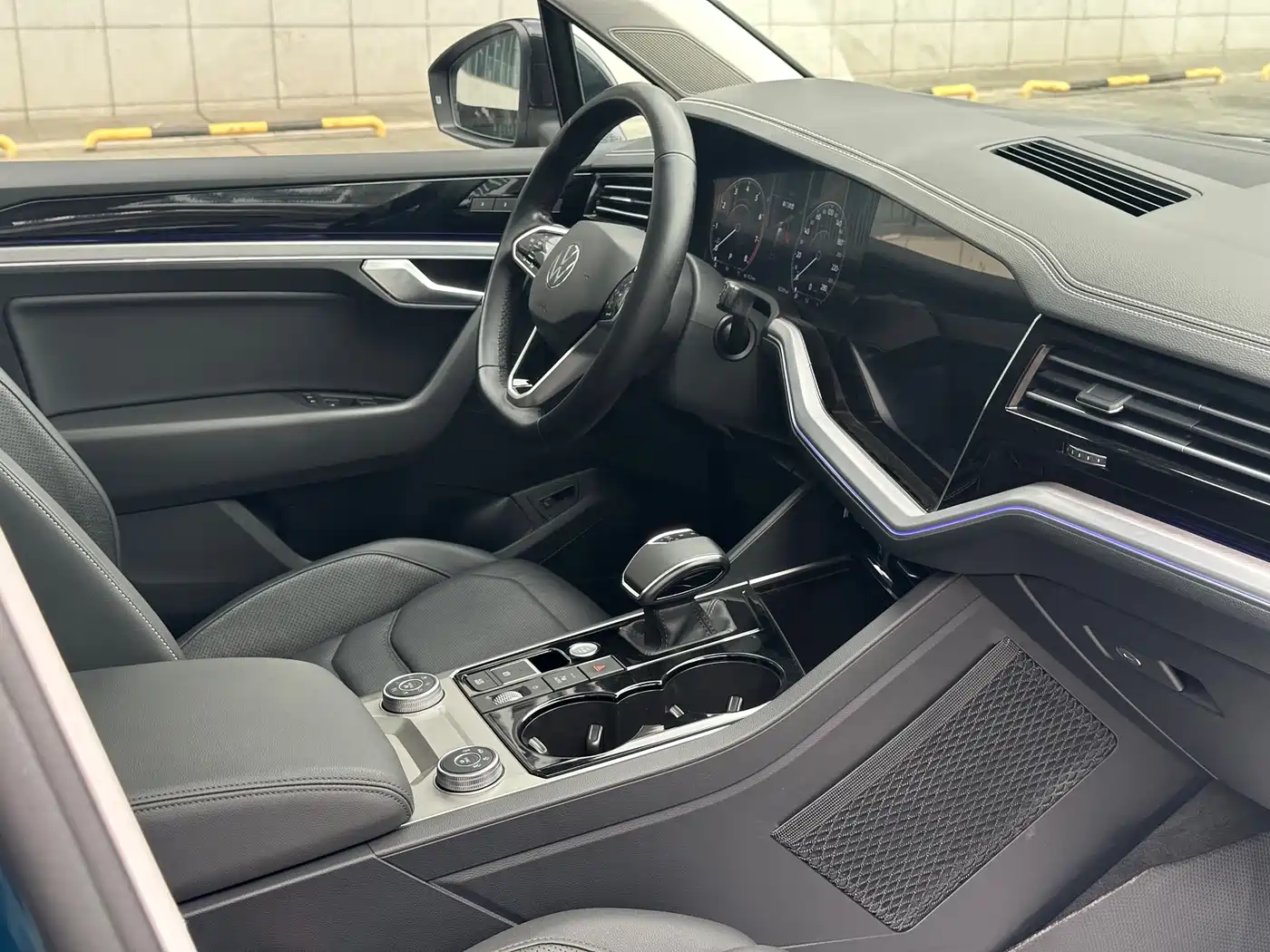 Volkswagen Touareg 2020 3.0TSI Enjoyment Edition China VI фото 14