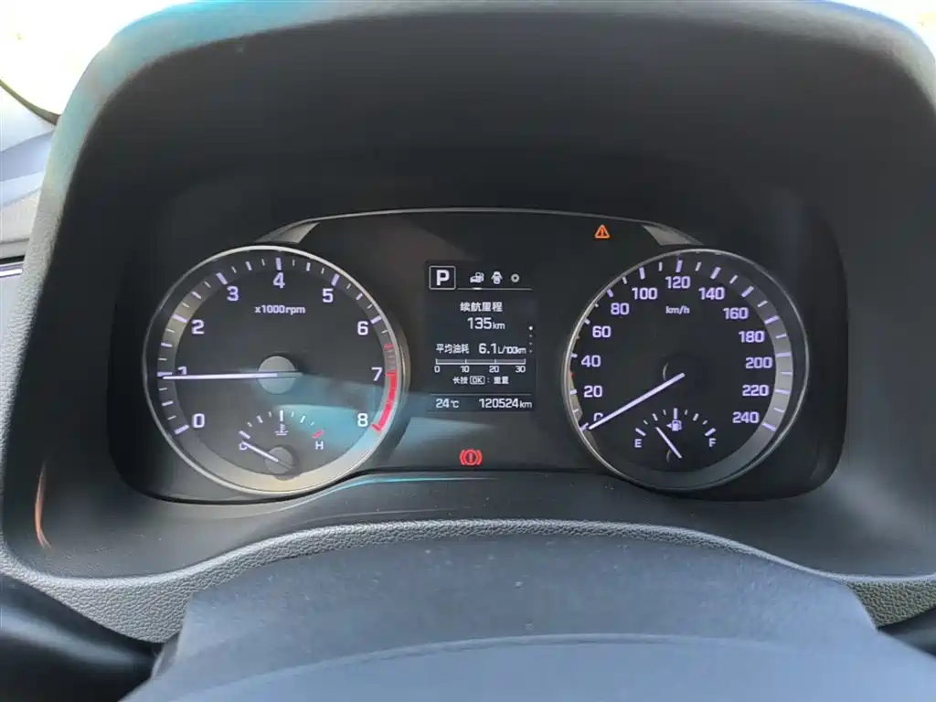 Hyundai Elantra 2016 Model 1.6L Automatic Smart Elite фото 12