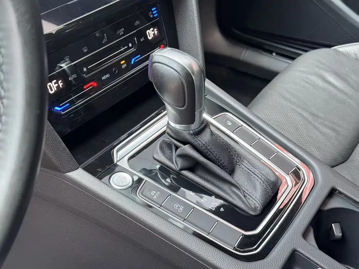 Volkswagen FAW-Volkswagen CC 2020 330TSI Glamour Version China VI фото 15