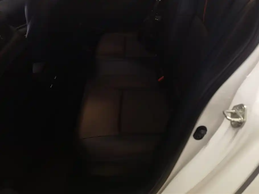 Toyota Levin 2022 Dual Engine 1.8H E-CVT Progressive Edition фото 11