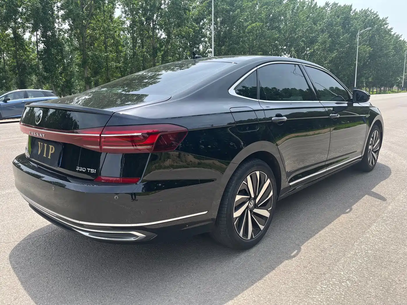 Volkswagen Passat 2024 330TSI Elite Edition фото 16
