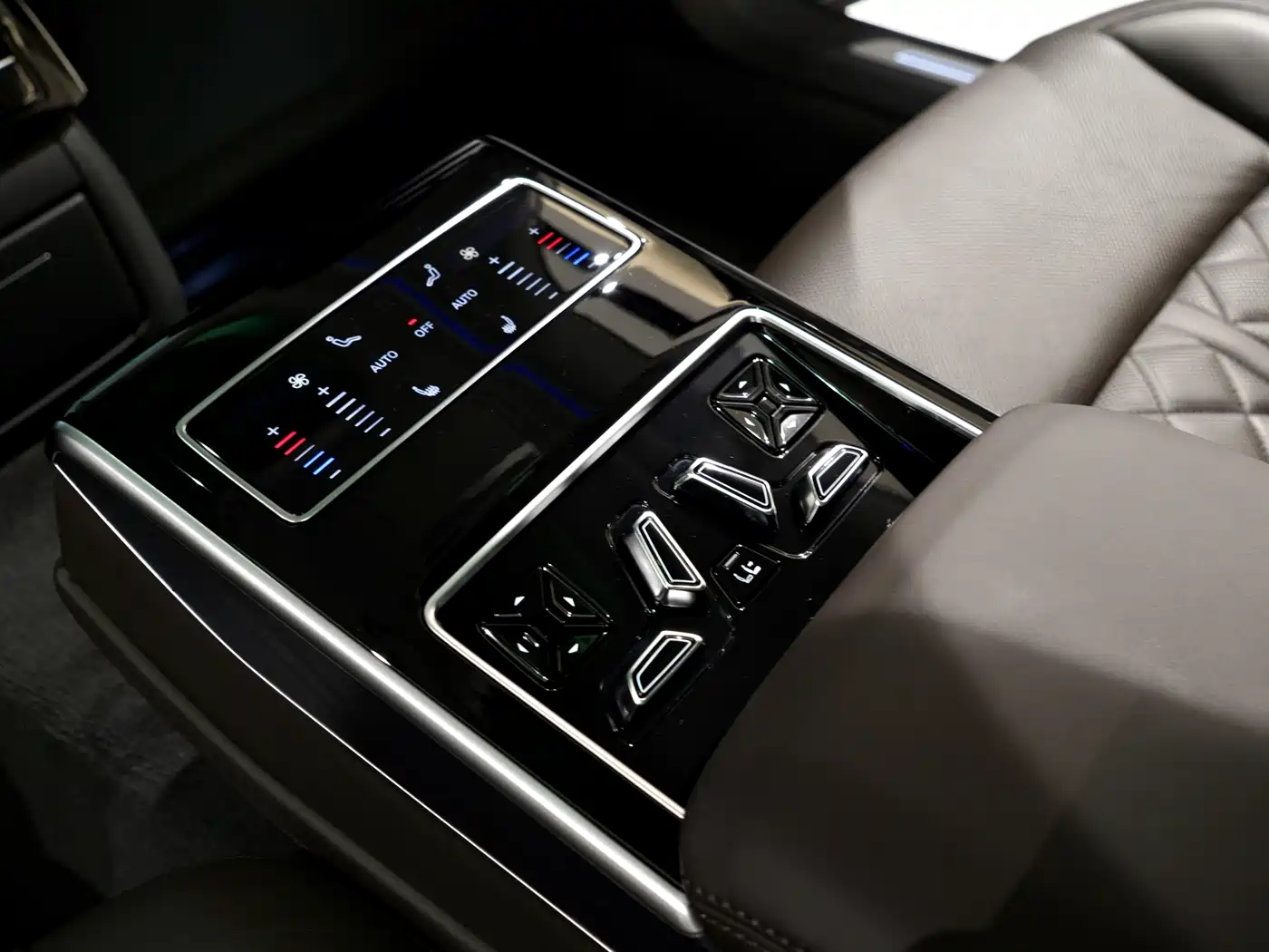 Audi A8 2021 A8L 50 TFSI quattro Comfort фото 17