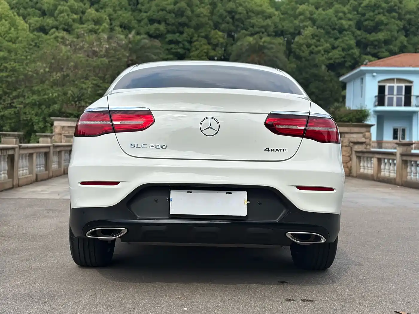 Mercedes-Benz GLC Coupe 2017 GLC 200 4MATIC Coupe SUV фото 14